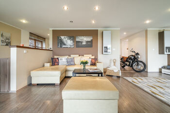 Prodej domu 205 m², Smolnice