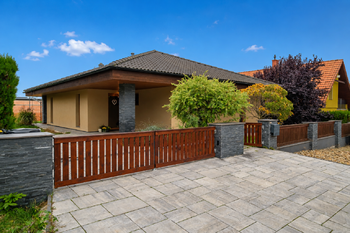 Prodej domu 205 m², Smolnice