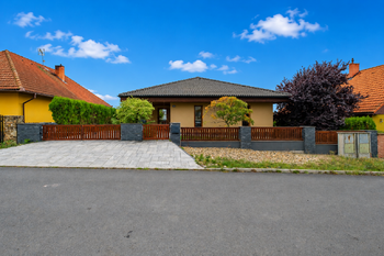 Prodej domu 205 m², Smolnice