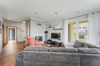 Prodej domu 224 m², Račice