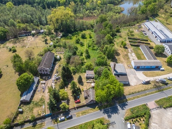 Prodej pozemku 7711 m², Týnec nad Labem