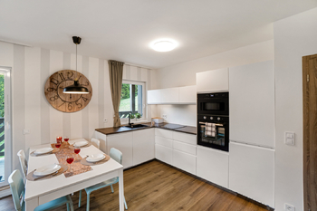 Prodej bytu 2+kk v osobním vlastnictví 64 m², Loučná pod Klínovcem