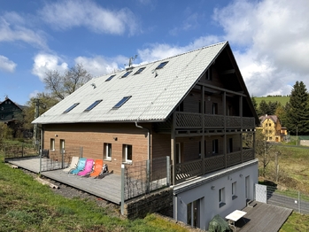 Prodej bytu 2+kk v osobním vlastnictví 64 m², Loučná pod Klínovcem