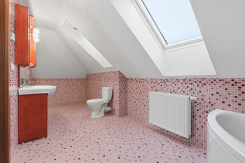 Pronájem domu 210 m², Jenišov