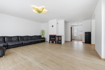 Pronájem domu 210 m², Jenišov