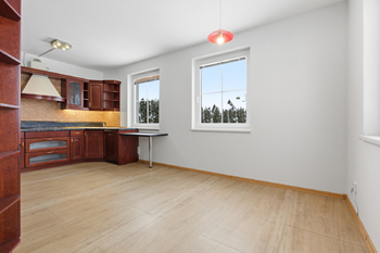 Pronájem domu 210 m², Jenišov