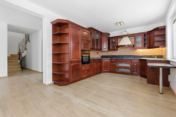 Pronájem domu 210 m², Jenišov