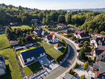 Pronájem domu 210 m², Jenišov