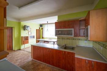 Prodej domu 300 m², Sobotovice