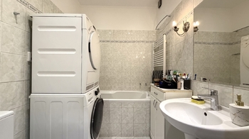 Pronájem bytu 2+kk v osobním vlastnictví 38 m², Praha 9 - Kyje