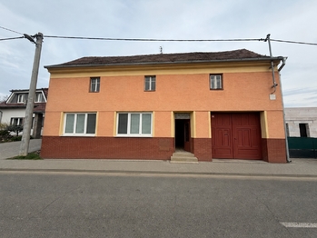 Prodej domu 218 m², Sobůlky