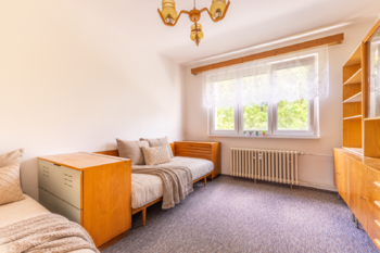 Ložnice / Dětský pokoj - Pronájem bytu 2+1 v družstevním vlastnictví 53 m², Praha 6 - Břevnov