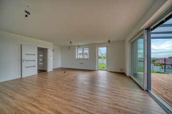 Pronájem domu 213 m², Červené Pečky