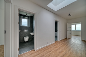 Pronájem domu 213 m², Červené Pečky