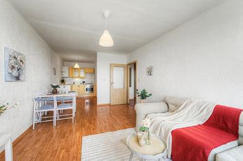 Prodej bytu 3+kk v osobním vlastnictví 66 m², Praha 10 - Petrovice