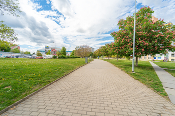 Prodej bytu 3+kk v osobním vlastnictví 66 m², Praha 10 - Petrovice