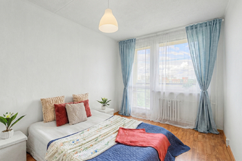 Prodej bytu 3+kk v osobním vlastnictví 66 m², Praha 10 - Petrovice