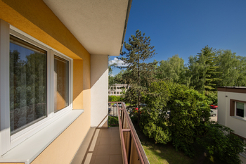 Pohled z balkonu - Prodej bytu 3+1 v osobním vlastnictví 61 m², Šumperk