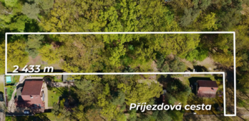 Poslední pozemek v aleji v klidné oblasti Kersko v prodeji - Prodej pozemku 2247 m², Hradištko 