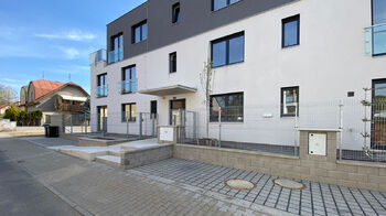 Pronájem bytu 1+kk v osobním vlastnictví 38 m², Roztoky