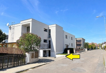 Pohled na rodinný dům   - Prodej domu 285 m², Poděbrady