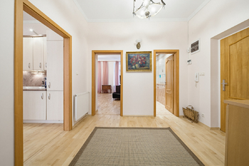 Prodej bytu 3+kk v osobním vlastnictví 89 m², Karlovy Vary