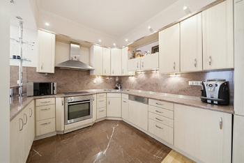 Prodej bytu 3+kk v osobním vlastnictví 89 m², Karlovy Vary