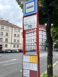 Pronájem bytu 2+kk v osobním vlastnictví 57 m², Praha 10 - Vršovice