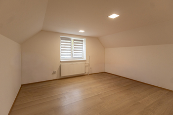Pronájem domu 90 m², Otrokovice