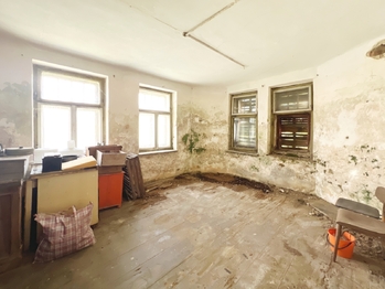 Suterén - Prodej domu 190 m², Jablonec nad Nisou