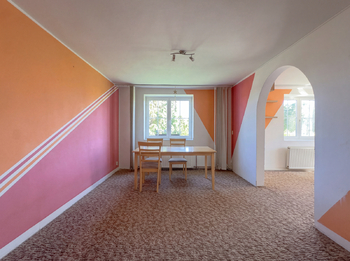 Prodej domu 130 m², Místo