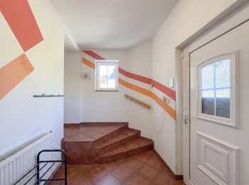 Prodej domu 130 m², Místo