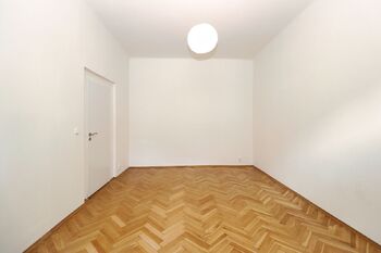 Pronájem bytu 1+1 v osobním vlastnictví 39 m², Praha 2 - Nusle