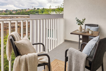 VIZUALIZACE - lodžie - Prodej bytu 2+kk v osobním vlastnictví 49 m², Praha 9 - Vysočany