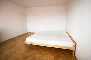 Pokoj 2 - Pronájem bytu 2+1 v osobním vlastnictví 56 m², Praha 7 - Holešovice