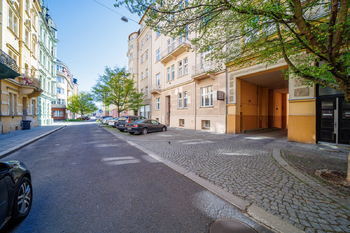 Prodej obchodních prostor, Karlovy Vary