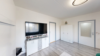 obývací pokoj s lodžií  - Prodej bytu 3+1 v osobním vlastnictví 62 m², Brno