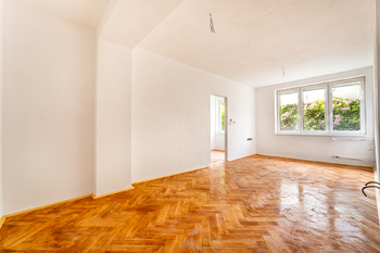 Obývací pokoj - Prodej bytu 3+1 v osobním vlastnictví 62 m², Jihlava