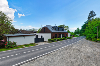 Prodej restaurace 382 m², Dolany