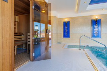 Prodej domu 435 m², Jenišov