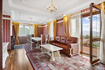 Prodej domu 435 m², Jenišov
