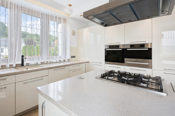 Prodej domu 435 m², Jenišov