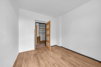 Prodej bytu 4+kk v osobním vlastnictví 66 m², Ostrá