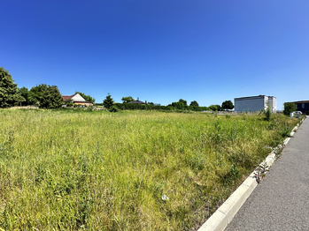 Prodej pozemku 804 m², Třebusice