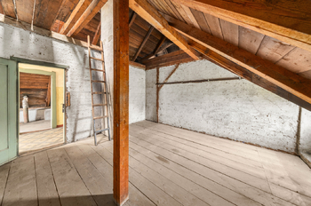 podkrovní pokoj - Prodej domu 416 m², Semily