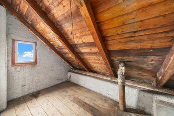 podkrovní pokoj - Prodej domu 416 m², Semily
