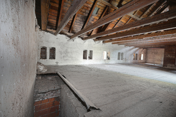 Prodej bytu atypický v osobním vlastnictví 191 m², Lošany