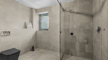 Prodej domu 385 m², Rabyně