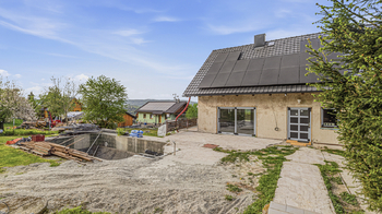 Prodej domu 385 m², Rabyně
