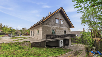 Prodej domu 385 m², Rabyně